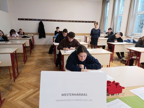 MESTERHÁRMAS ORSZÁGOS ANGOL VERSENY